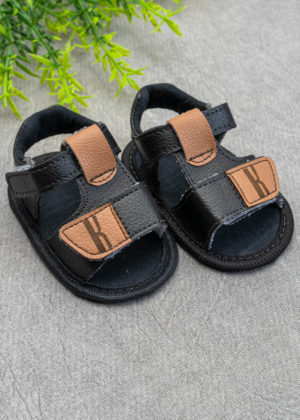 sandalia velcro preto