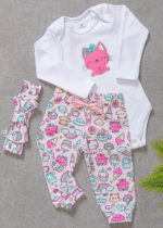 Conjunto Menina Calça estampada, body bordado de Gato e laço faixa